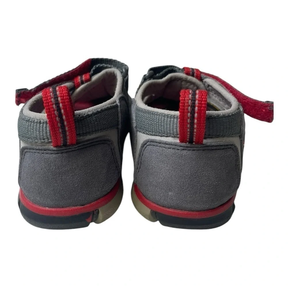 Keen Youth Seacamp II CNX Grey/Red Outdoor Sandals